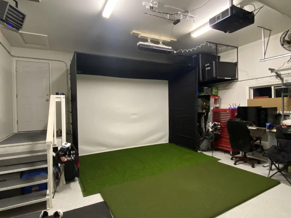 Golf Simulator Room Ideas 9